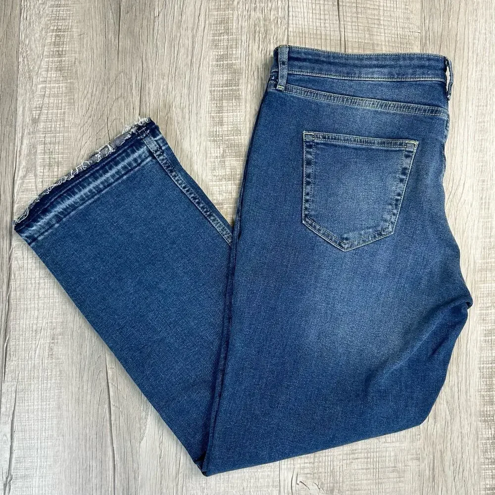 Zara Button Fly WMNS Ripped Hem Jeans US 12 EU 44 High Rise Denim Straight Light - Picture 2 of 5